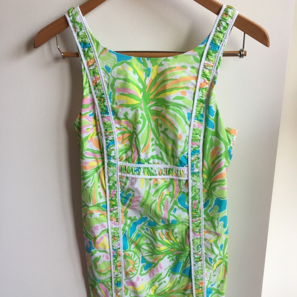 Lilly Pulitzer Dresses & Skirts - Lilly Pulitzer Tropical Shift Dress